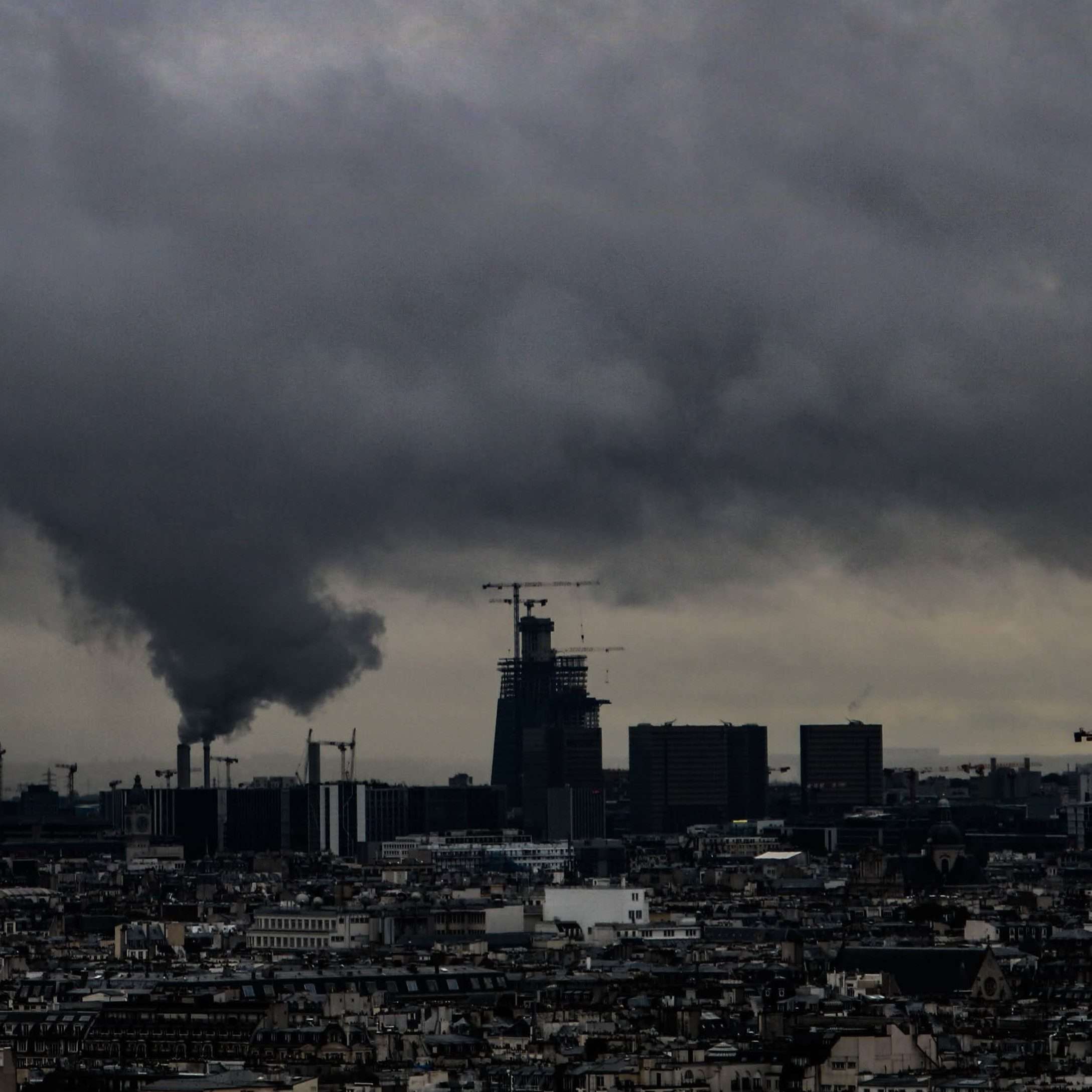 Environmental pollution in a densely populated city