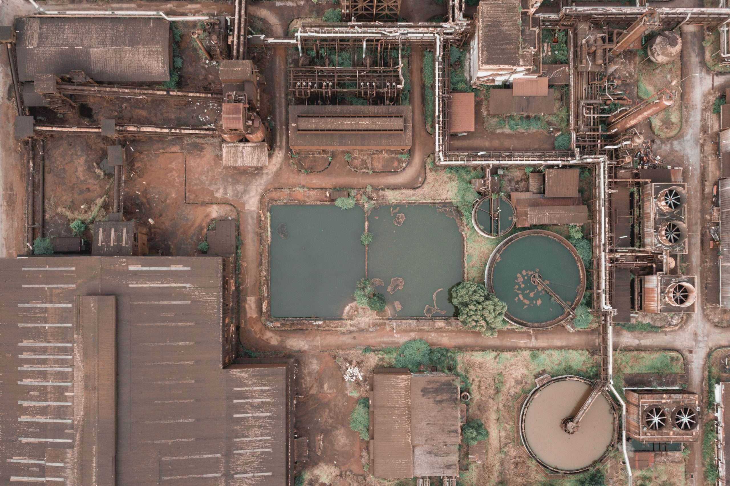 Before dumping treated waters back into rivers, these facilities minimise the quantity of contaminants in sewage.